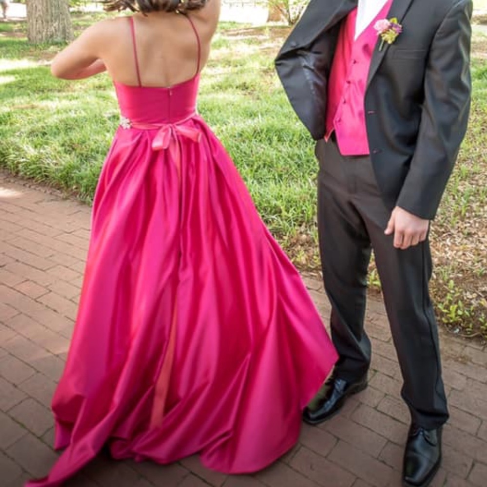Prom Dress - Picture 3 of 4